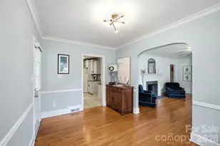 7919 Linda Lake Dr, Charlotte, NC 28215 - Photo 11