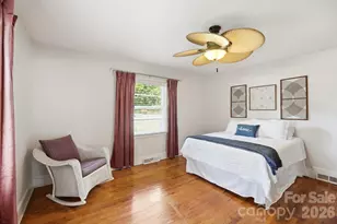 7919 Linda Lake Dr, Charlotte, NC 28215 - Photo 25