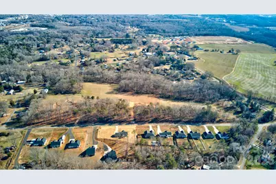 911 Westminster Drive, Statesville, NC 28677 - Photo 1