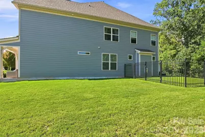 2705 Suffolk Place, Fort Mill, SC 29715 - Photo 7