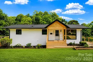 3320 Winterfield Pl, Charlotte, NC 28205 - Photo 1
