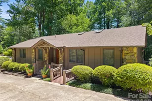 3 Westbridge Dr, Hendersonville, NC 28739 - Photo 1