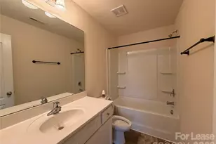6562 Paw Village Rd, Charlotte, NC 28214 - Photo 19