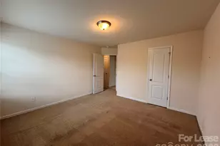 6562 Paw Village Rd, Charlotte, NC 28214 - Photo 15