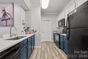 5431 Village Dr, Concord, NC 28027 - Photo 9