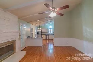 7115 Powder Mill Pl, Charlotte, NC 28277 - Photo 9