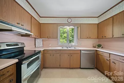 528 Baccus Siding Road, Green Mountain, NC 28740 - Photo 5