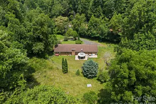 528 Baccus Siding Rd, Green Mountain, NC 28740 - Photo 21