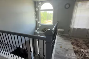 5227 Eagle Creek Dr, Charlotte, NC 28269 - Photo 7