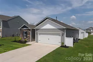 197 Wheatfield Rd, Fletcher, NC 28732 - Photo 3