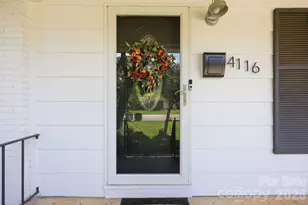 4116 Tipperary Pl, Charlotte, NC 28215 - Photo 5