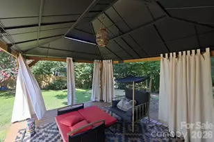 4116 Tipperary Pl, Charlotte, NC 28215 - Photo 23