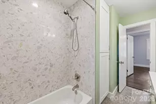 4116 Tipperary Pl, Charlotte, NC 28215 - Photo 33