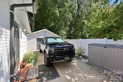 4116 Tipperary Place, Charlotte, NC 28215 - Photo 27