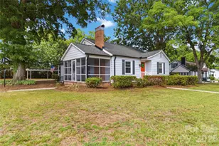 201 W Elm St, Wingate, NC 28174 - Photo 3