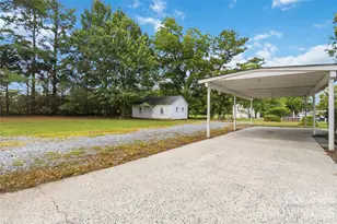 201 W Elm St, Wingate, NC 28174 - Photo 29