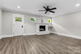 201 W Elm St, Wingate, NC 28174 - Photo 5
