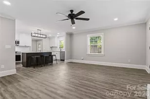 201 W Elm St, Wingate, NC 28174 - Photo 7