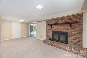 881 Mulberry St, Clyde, NC 28721 - Photo 19
