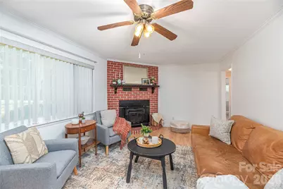 881 Mulberry Street, Clyde, NC 28721 - Photo 5