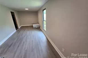 2727 Englehardt St, Charlotte, NC 28216 - Photo 15