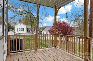 141 N Madison St, Marion, NC 28752 - Photo 21