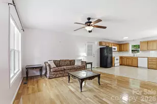 15 Valley St, Granite Falls, NC 28630 - Photo 7