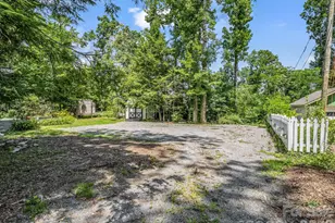 808 Montreat Rd, Black Mountain, NC 28711 - Photo 15