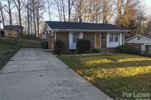 1932 Holly St, Charlotte, NC 28216 - Photo 3