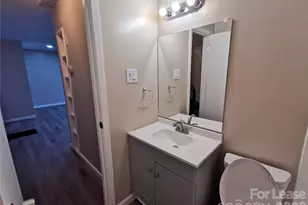 1932 Holly St, Charlotte, NC 28216 - Photo 11