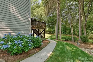 5710 Kinglet Ln, Charlotte, NC 28269 - Photo 47