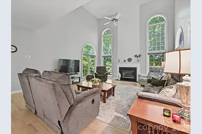 5710 Kinglet Lane, Charlotte, NC 28269 - Photo 25