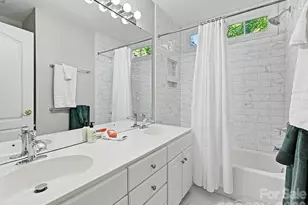 5710 Kinglet Ln, Charlotte, NC 28269 - Photo 35