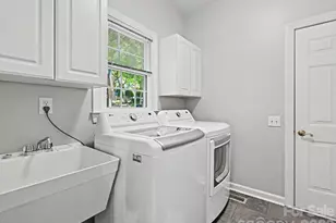 5710 Kinglet Ln, Charlotte, NC 28269 - Photo 21