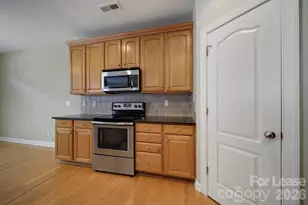 12230 Red Rust Ln, Charlotte, NC 28277 - Photo 11