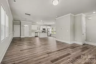 2137 Tom Sadler Rd, Charlotte, NC 28214 - Photo 9