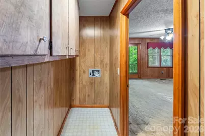 215 N Fork River Road, Marion, NC 28752 - Photo 9