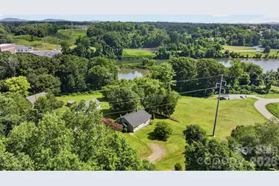 106 Lake Drive, Hickory, NC 28601 - Photo 35
