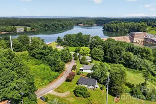 106 Lake Dr, Hickory, NC 28601 - Photo 7