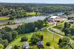 106 Lake Dr, Hickory, NC 28601 - Photo 9