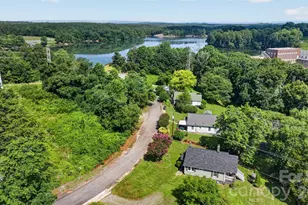 106 Lake Dr, Hickory, NC 28601 - Photo 37