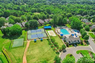 9727 Devonshire Dr, Huntersville, NC 28078 - Photo 3