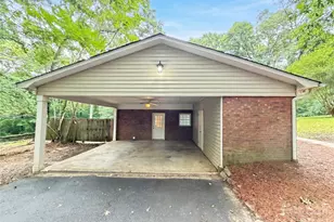 2200 Fair Forest Dr, Matthews, NC 28105 - Photo 17