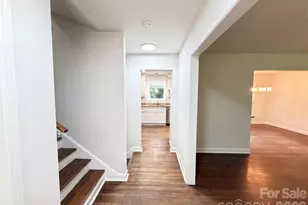 2200 Fair Forest Dr, Matthews, NC 28105 - Photo 9