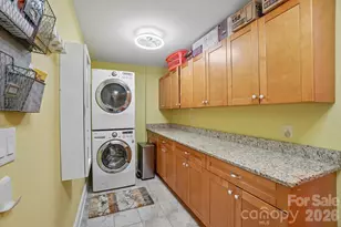 671 Trillium Ln, Mars Hill, NC 28754 - Photo 21
