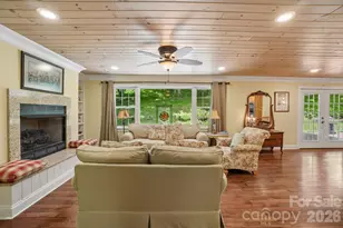 671 Trillium Ln, Mars Hill, NC 28754 - Photo 11