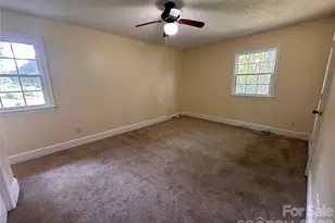 5836 Lebanon Rd, Charlotte, NC 28227 - Photo 9