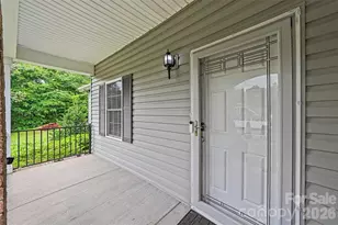 7015 Mt Holly-Huntersville Rd, Charlotte, NC 28216 - Photo 37