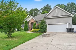 7015 Mt Holly-Huntersville Rd, Charlotte, NC 28216 - Photo 9