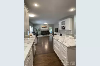 6025 Oakridge Court, Matthews, NC 28104 - Photo 13